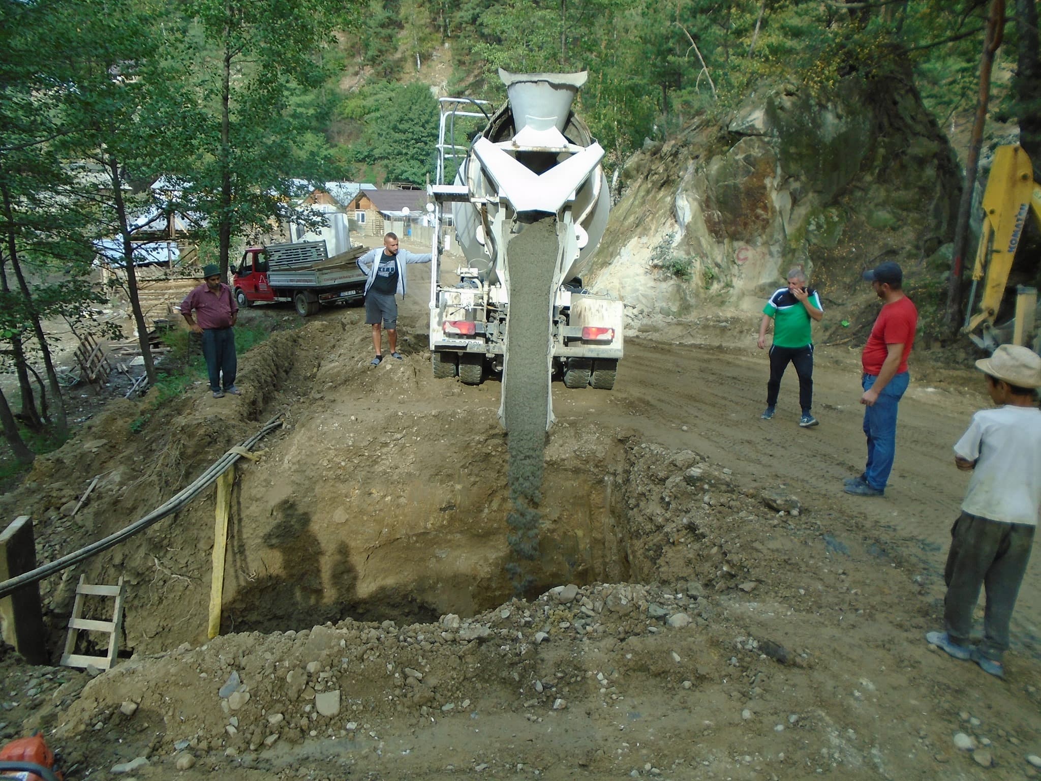 Descărcare Beton pe Șantier